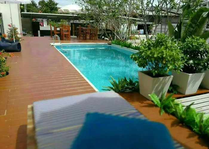 Thousand-ten Thousand Hotel Bangkok